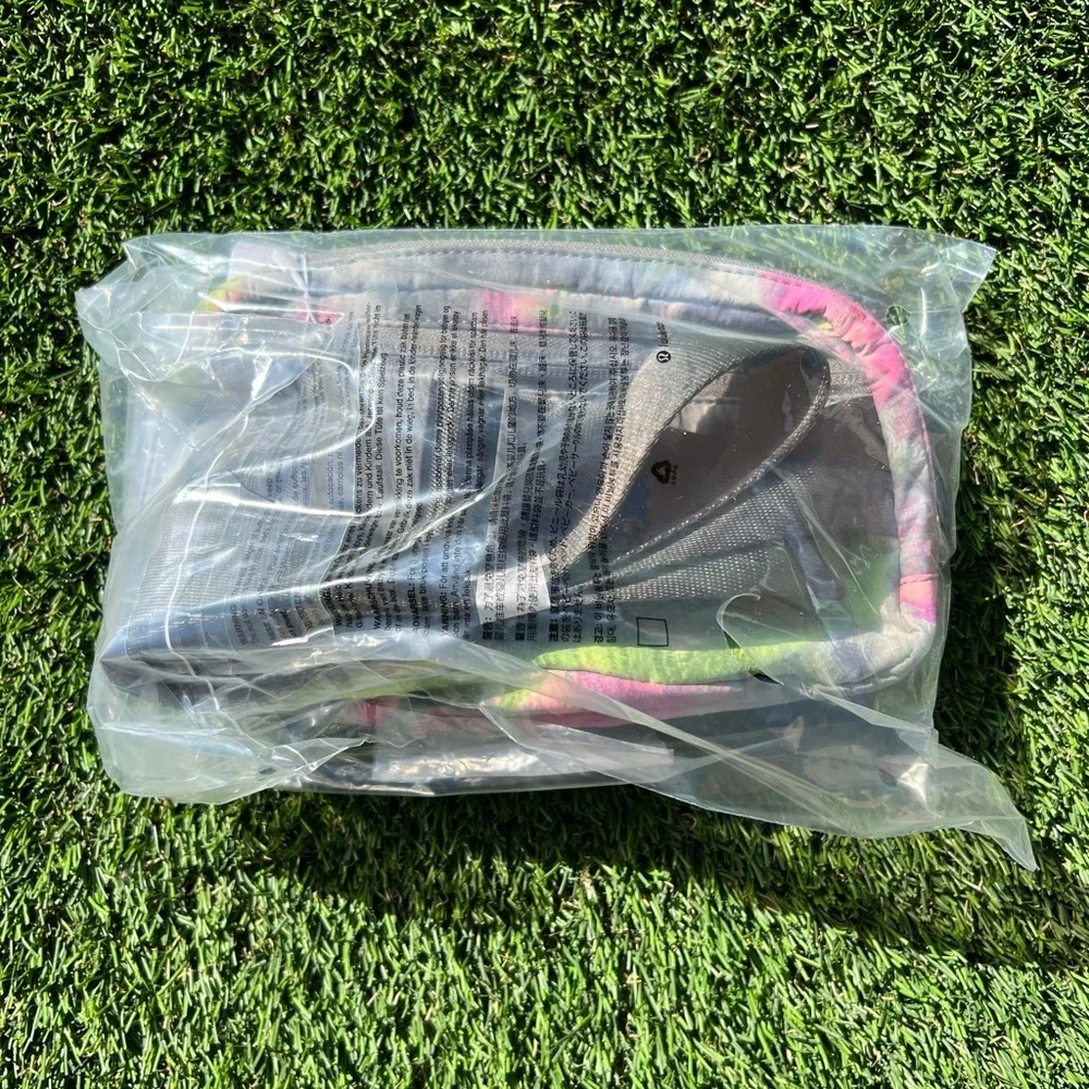 NEW LULULEMON EVERYWHERE BELT BAG HYPER DYE
